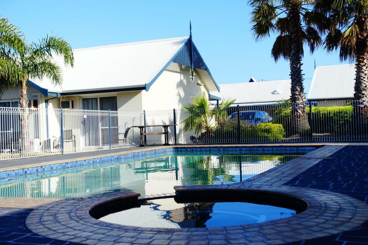 Torquay Tropicana Motel Εξωτερικό φωτογραφία